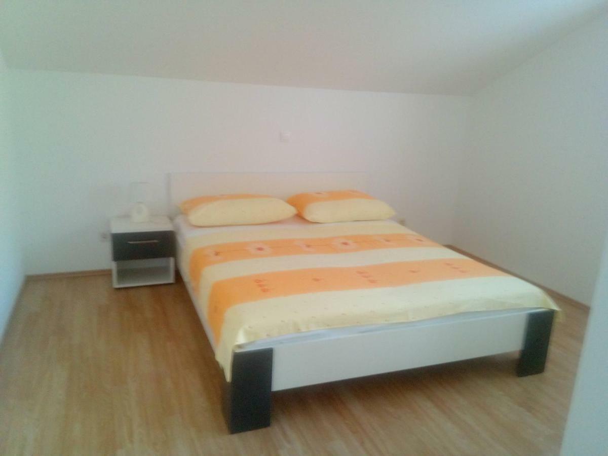 Modern Daire Duće Dış mekan fotoğraf