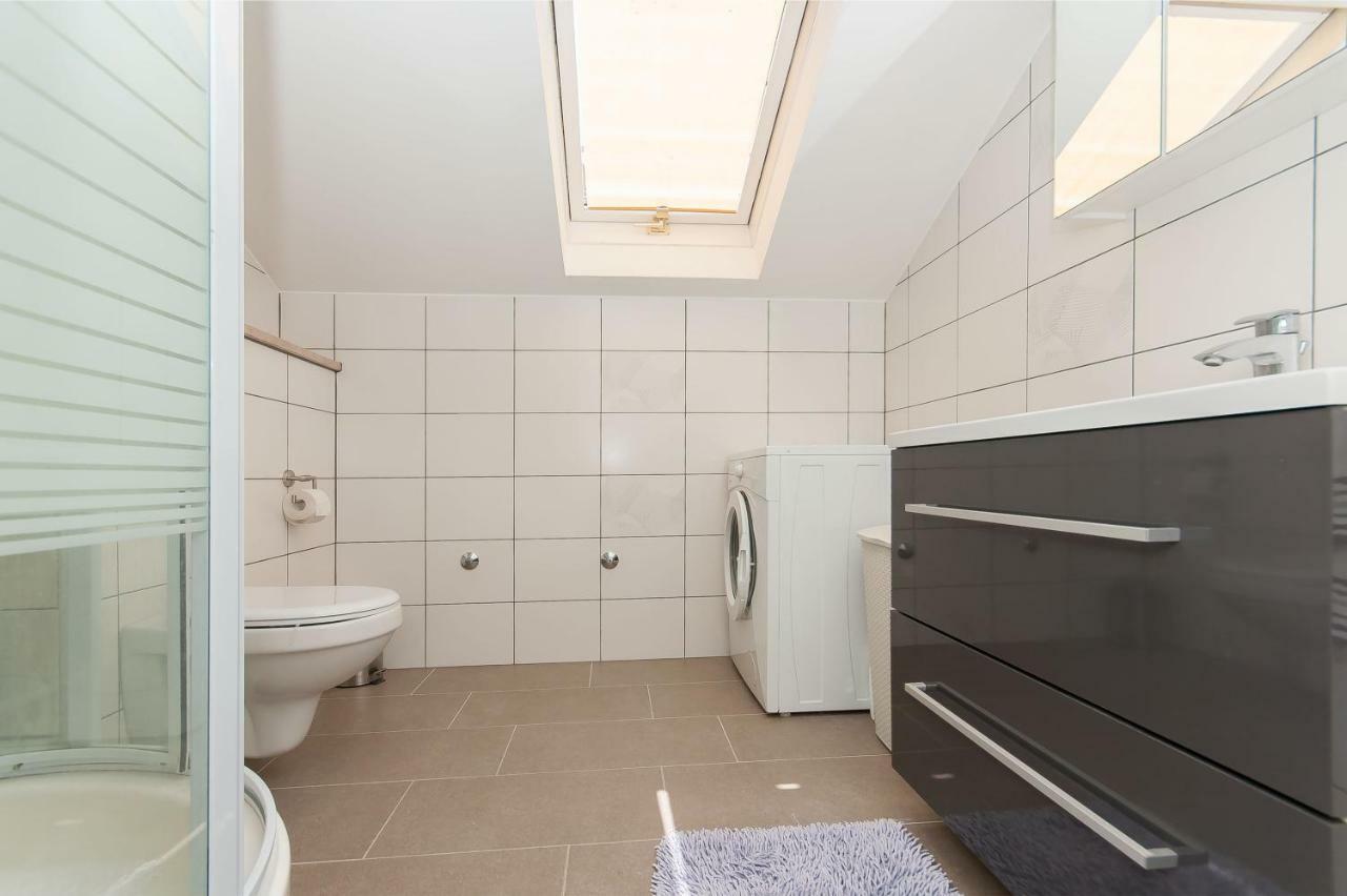 Modern Daire Duće Dış mekan fotoğraf
